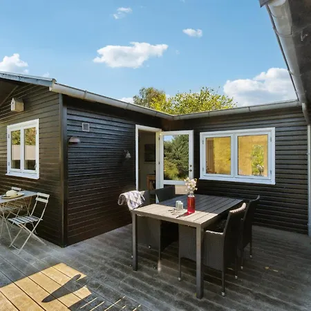 Holiday home Amazing In With Kitchen *