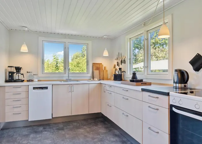 Дом отдыха Amazing In With Kitchen