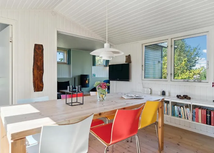 Amazing In With Kitchen